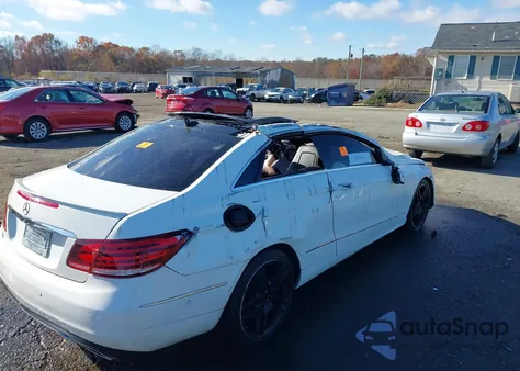 2014 Mercedes-Benz E 350 4Matic z USA, uszkodzony, nr VIN WDDKJ8JB6EF243147